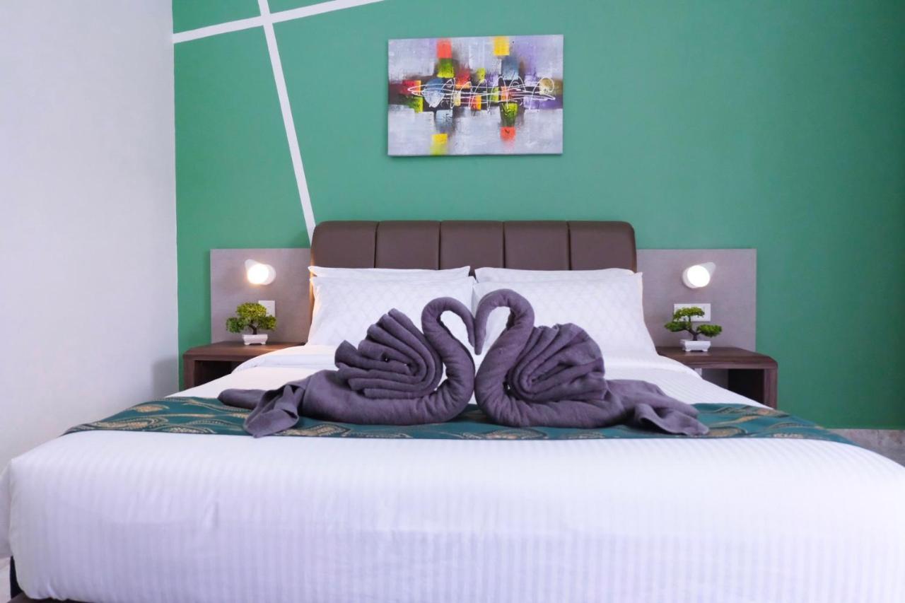 Cenang Rooms With Pool By Virgo Star Resort 판타이체낭 외부 사진