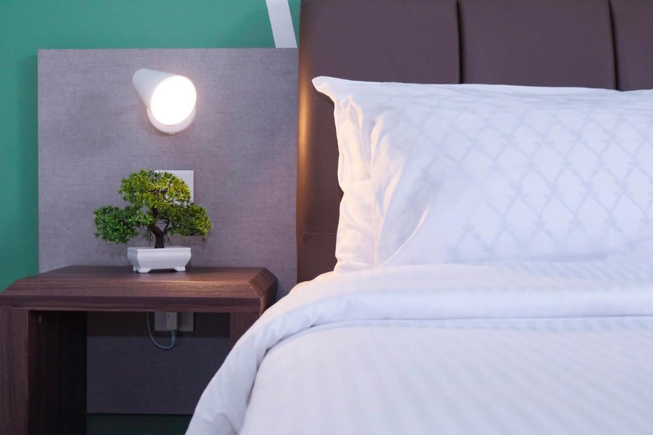 Cenang Rooms With Pool By Virgo Star Resort 판타이체낭 외부 사진